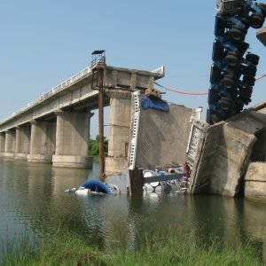 I-35 Bridge Collapse In Minneapolis